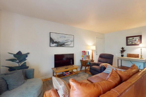 220 Elm St